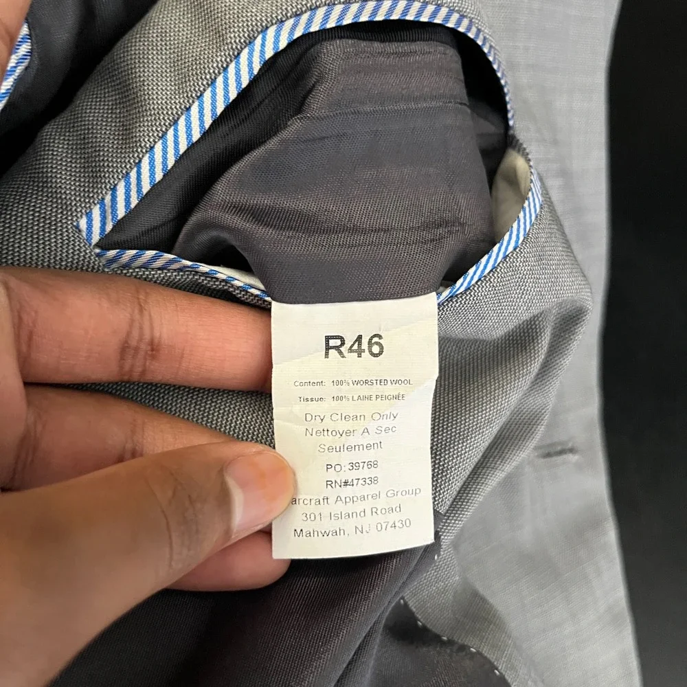 Tommy Hilfiger Suit Mens 46R 34W Grey Solid Worsted Wool 2-Button‎ Side Vent
